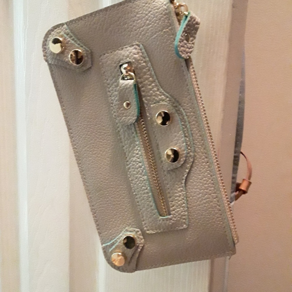 Steve Madden Wristlet